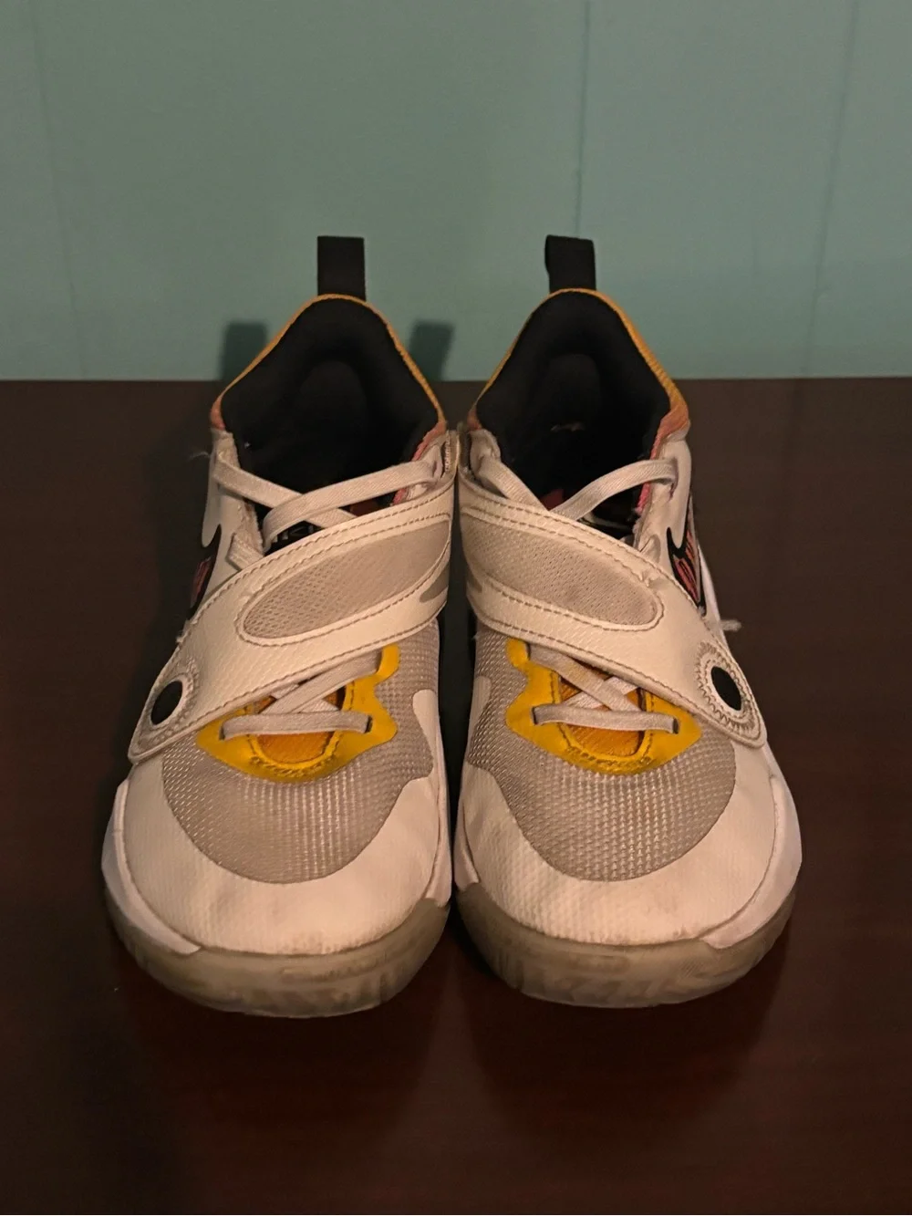 2023 Nike Team Hustle D11 GS Doodles Boys Basketball Sneaker Sz 1Y Orange Black